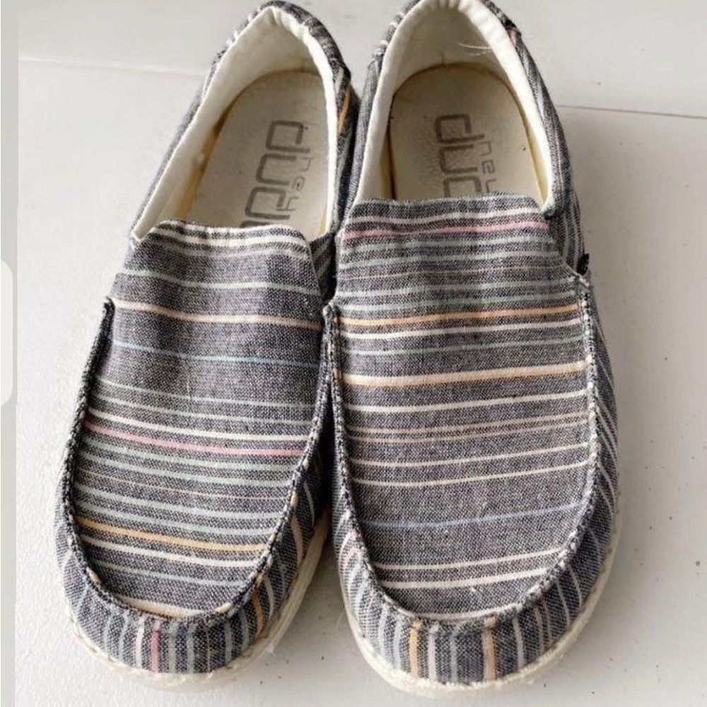 slip on heydudes